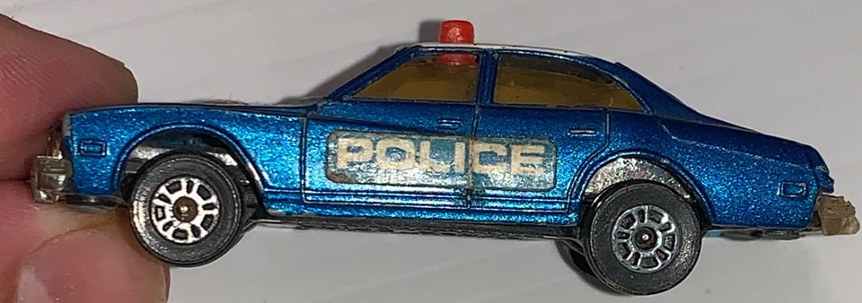 Corgi Juniors Buick Regal City of Metropolis Police Dept Superman Blue & White - Image 3 of 4