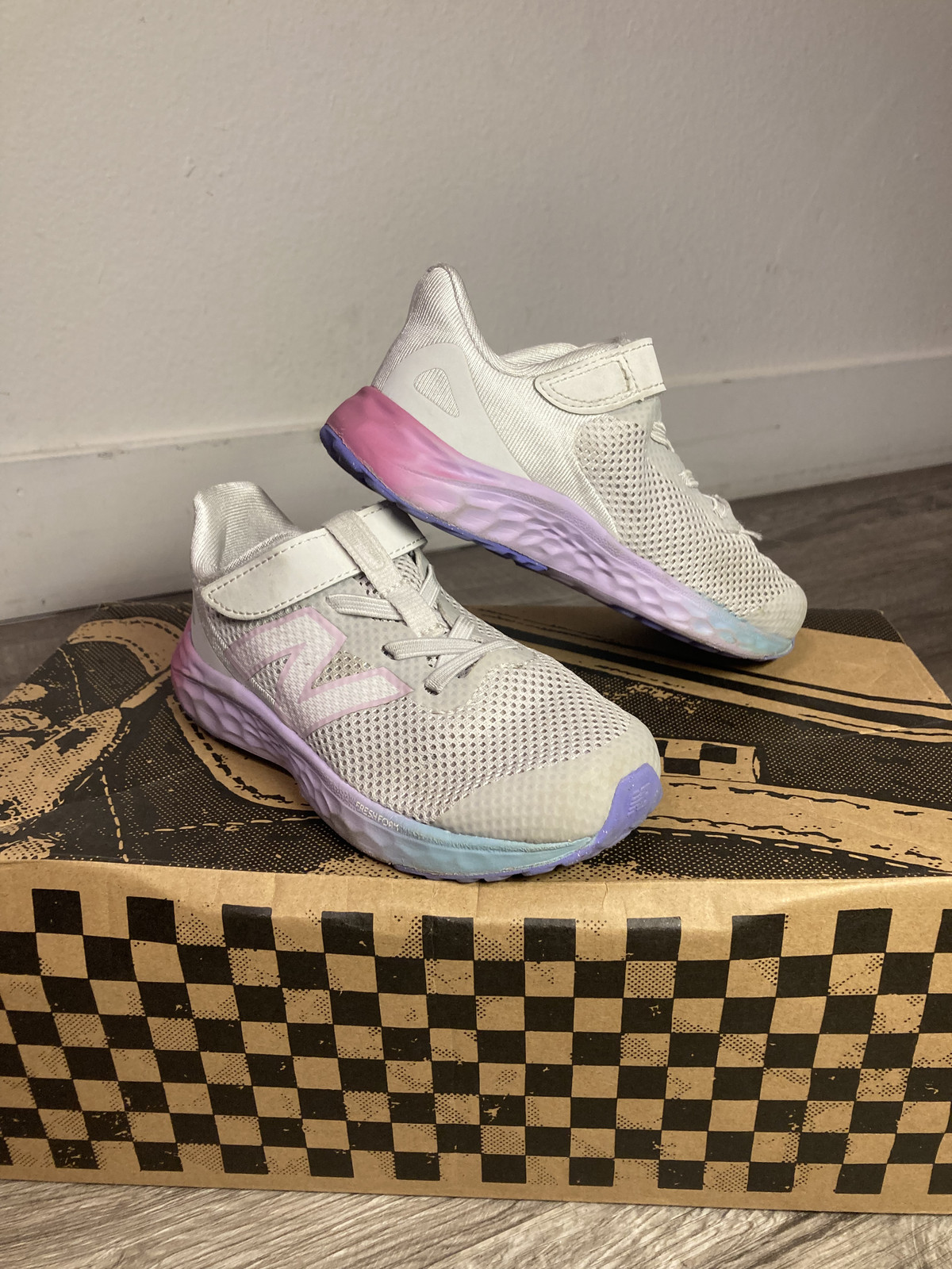 Girls Gray Active Sport Size 10