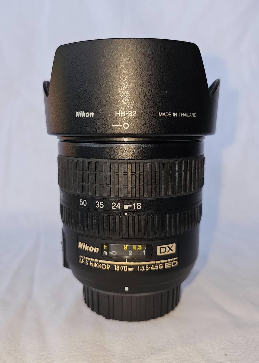 Nikon AF-S DX Nikkor 18-70mm f/3.5-4.5 G ED IF AF Lens {67} with