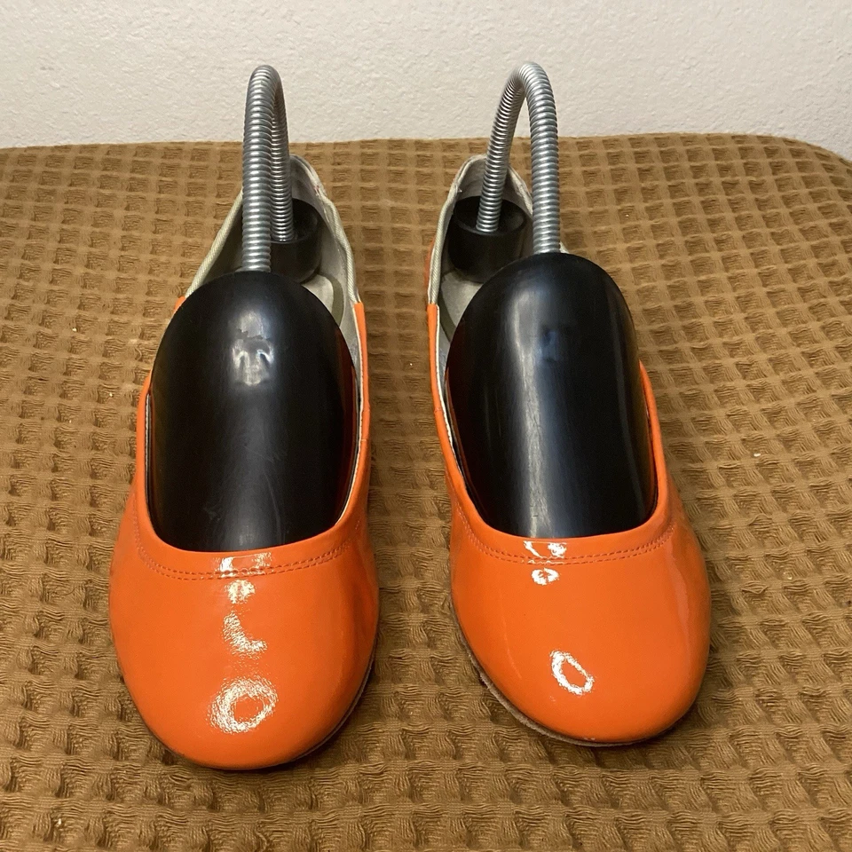 Zapatos planos de ballet Tsubo Roana para mujer talla 6,5 naranja charol Foto 3 de 4