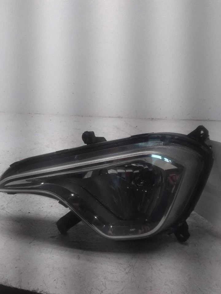 Luz de estacionamiento/esquina del conductor montada para parachoques antiniebla para 13-16 SANTA FE 3017526 Foto 2 de 4