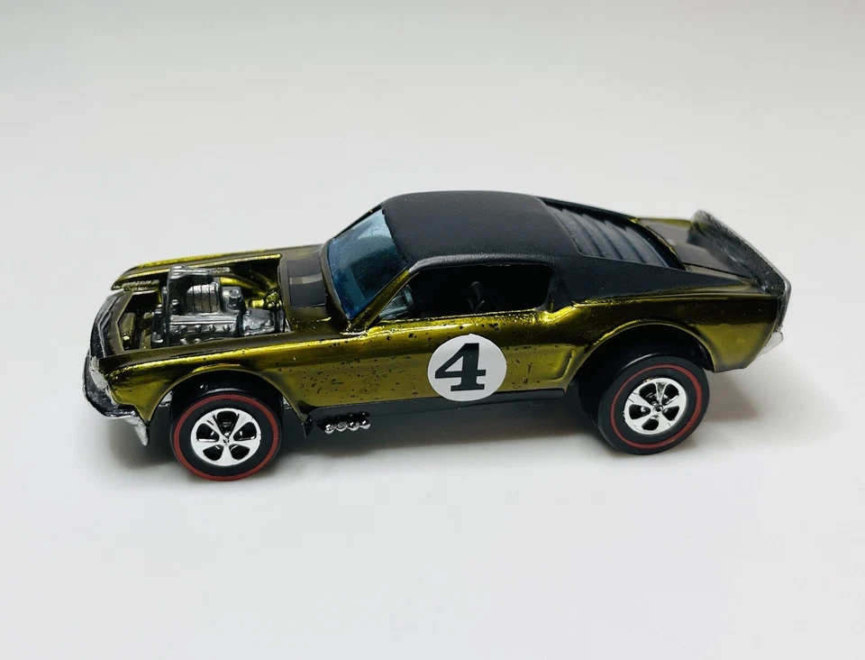 Hot Wheels Redline Mustang Boss Hoss Oliva/Negro Techo HK Base De Colección Restaurado Foto 3 de 4