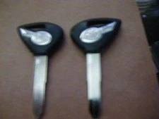 2 -  STAR Key MOTORCYCLE Blanks Yamaha Vstar V-Star with Yamaha STAR  Key Chain