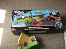 thomas the tank jump track