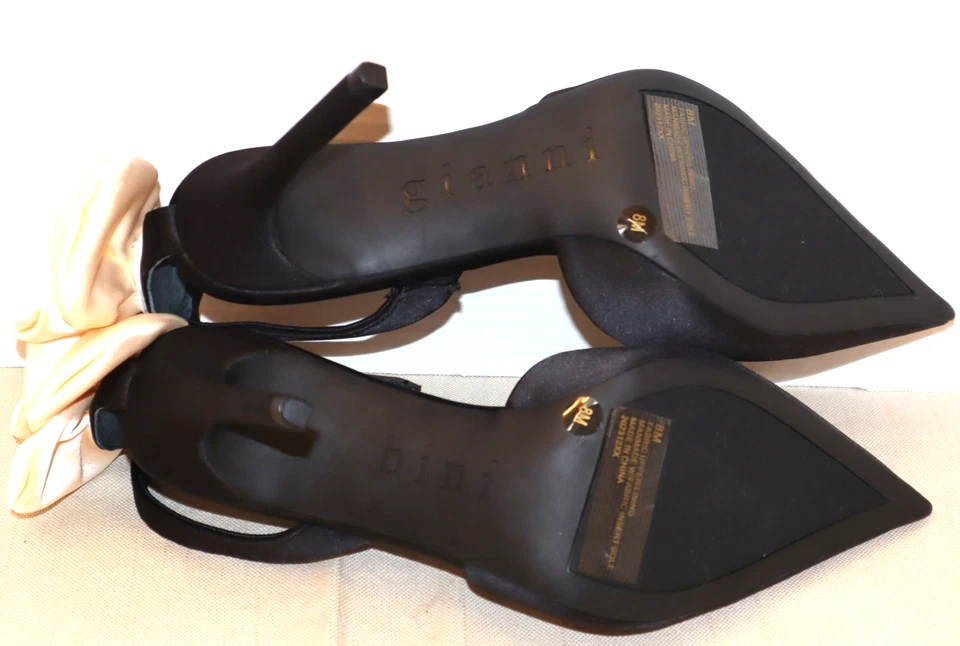 Zapatos de Tacón Gianni Bini Negros con Lazo Color Crema Talla 8m Foto 4 de 4