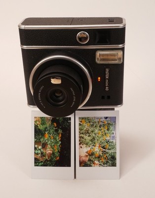 Fujifilm Instax Mini 40 Instant Camera - Black  Film tested/working