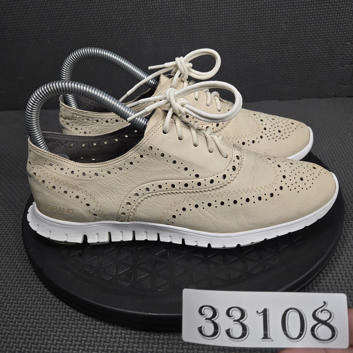 Cole Haan Cream Leather Wingtip Oxfords Cole Haan Men main image 4