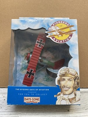 Lledo Days Gone Aviation DG116000 Fokker DR1 Triplane - Baron von Richthofen
