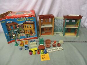 938 SESAME STREET FISHER PRICE VINTAGE Little People   YELLOW CABLE DRUM 