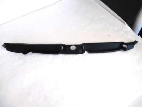 1x Original VW Tiguan Schließteil 5N0821111 Abdeckung Kotflügel links AB1895