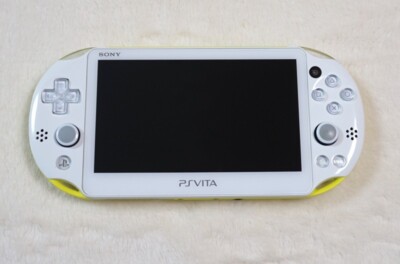 PCH-2000 ZA13 LIME GREEN VITA SONY JAPANESE REGION FREE GAME