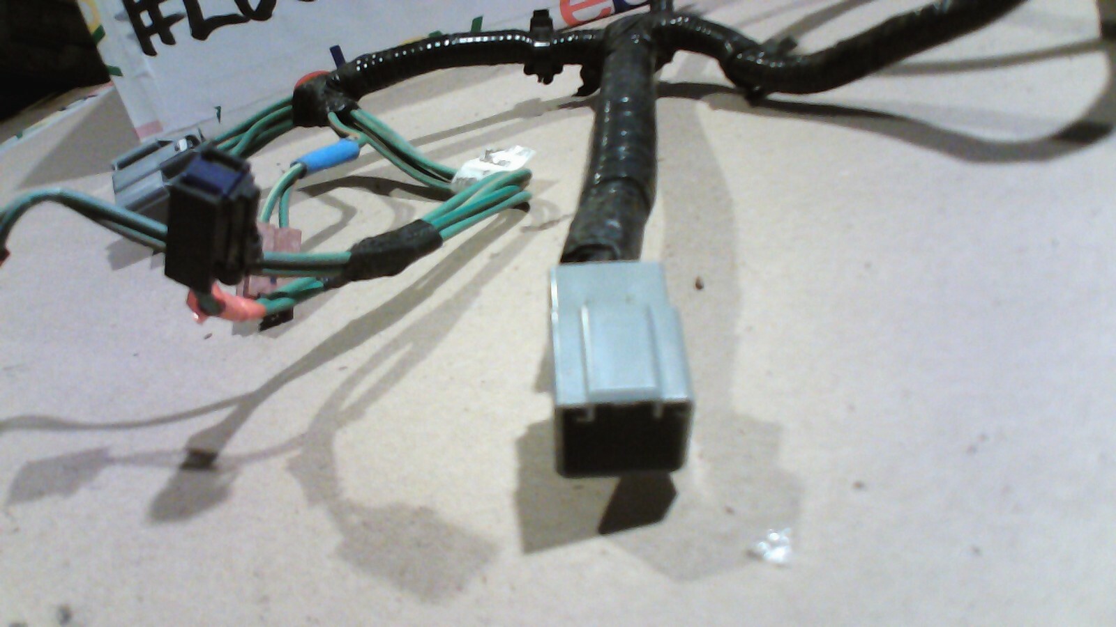 20022006 Dodge Ram POWER SEAT TRACK HARNESS L0071028AA WIRES LOOM