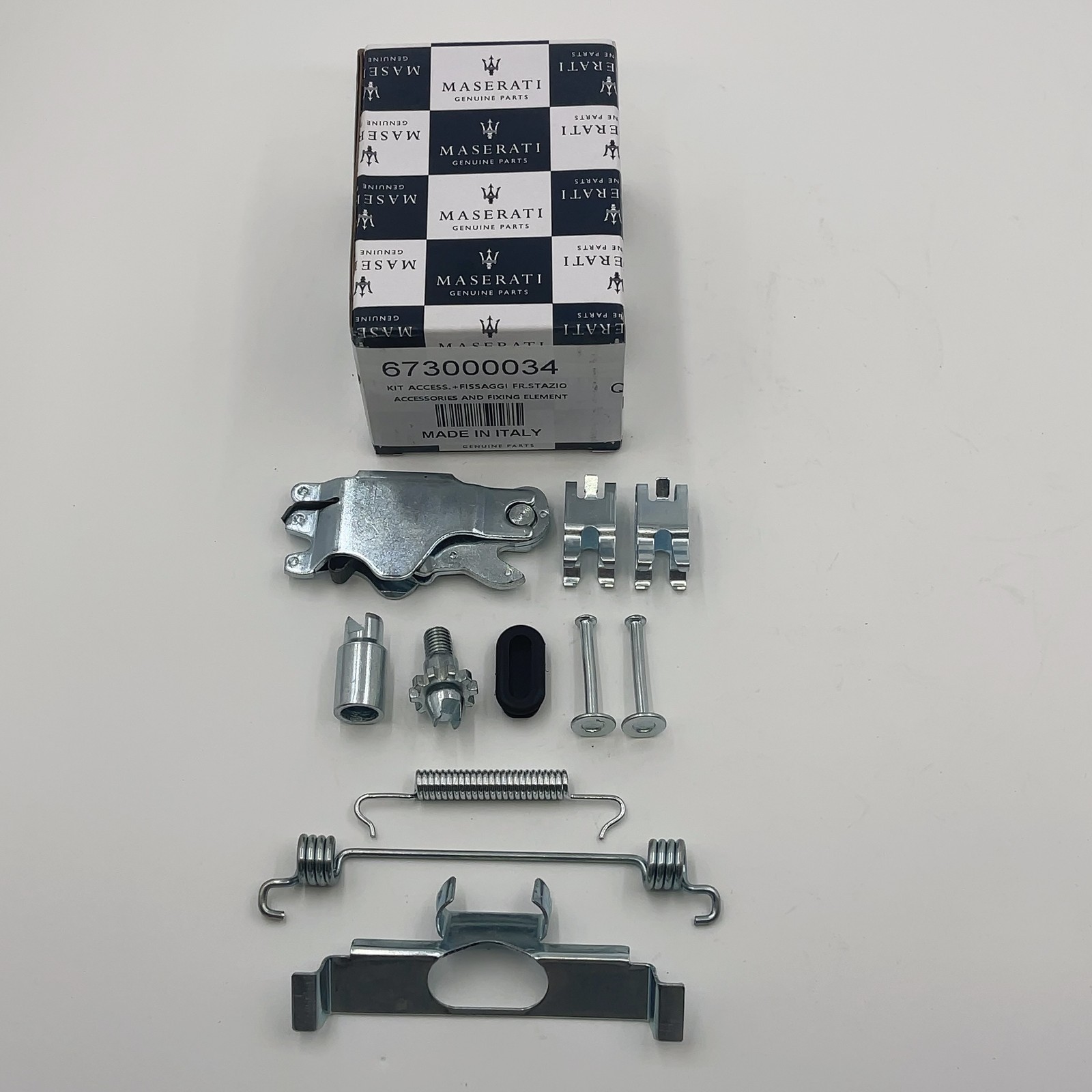Emergency Brake Shoes w/ Hardware For Maserati Ghibli Quattroporte