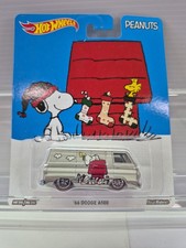 Hot Wheels Peanuts 66 Dodge A100 Van Snoopy Woodstock F3
