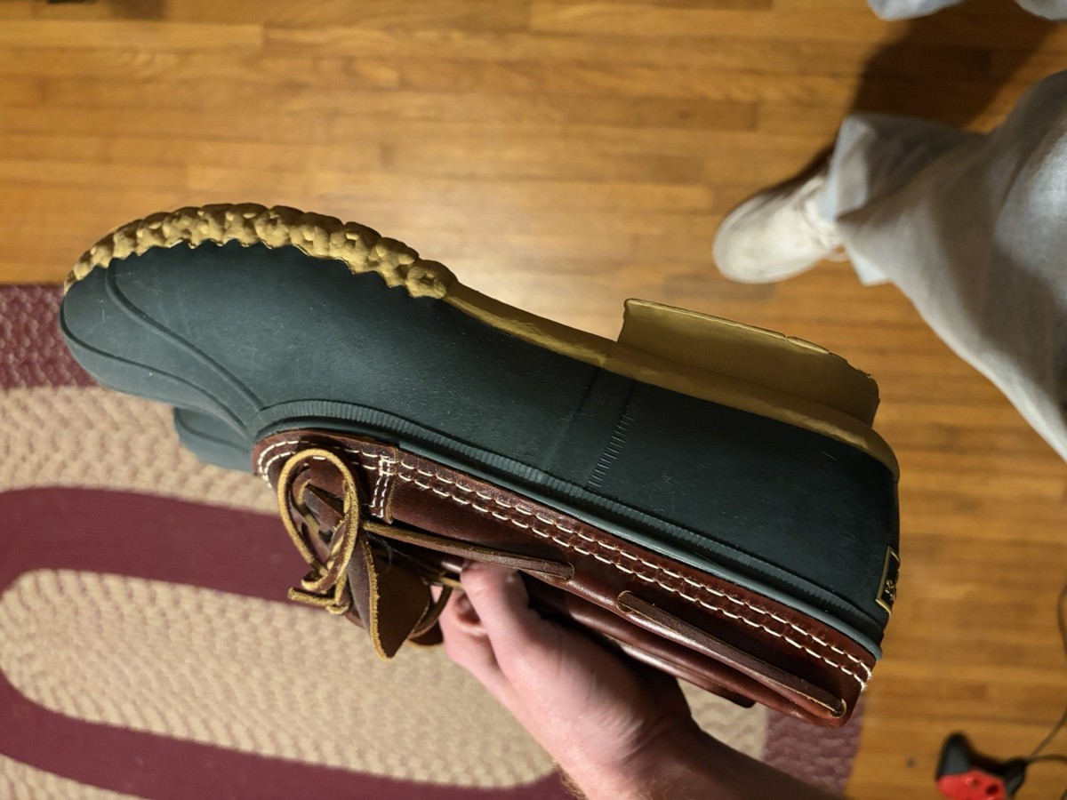 L.L. Bean Bean Boots Men display picture 2