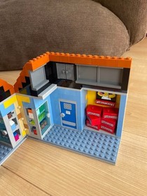 LEGO The Simpsons The Kwik-E-Mart 71016 In 2015 Used Retired W/Manual As Is