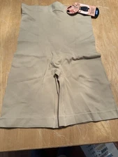 Shapermint Essentials NWT All Day Every Day High-Waisted Shaper Shorts Sz XL/2XL