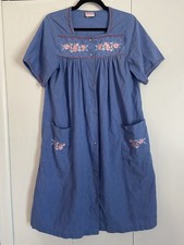 Granada Size M Blue Floral Embroidered Cotton Nightgown Grandma Core Pocket 40  