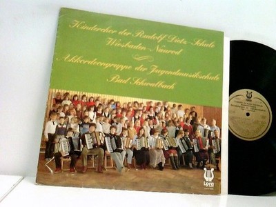 Kinderchor der Rudolf-Diez-Schule, Wiesbaden-Naurod - Akkordeongruppe der Jugend