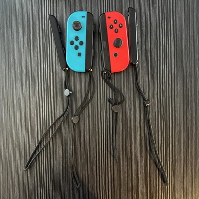Nintendo Switch Joy-Con Blue Red Controllers + Insignia Case AS-IS Drift