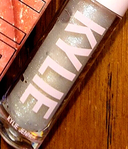 KYLIE JENNER COSMETICS Always Shining HIGH GLOSS Clear Silver LIP KIT LIPSTICK - Image 3 of 4