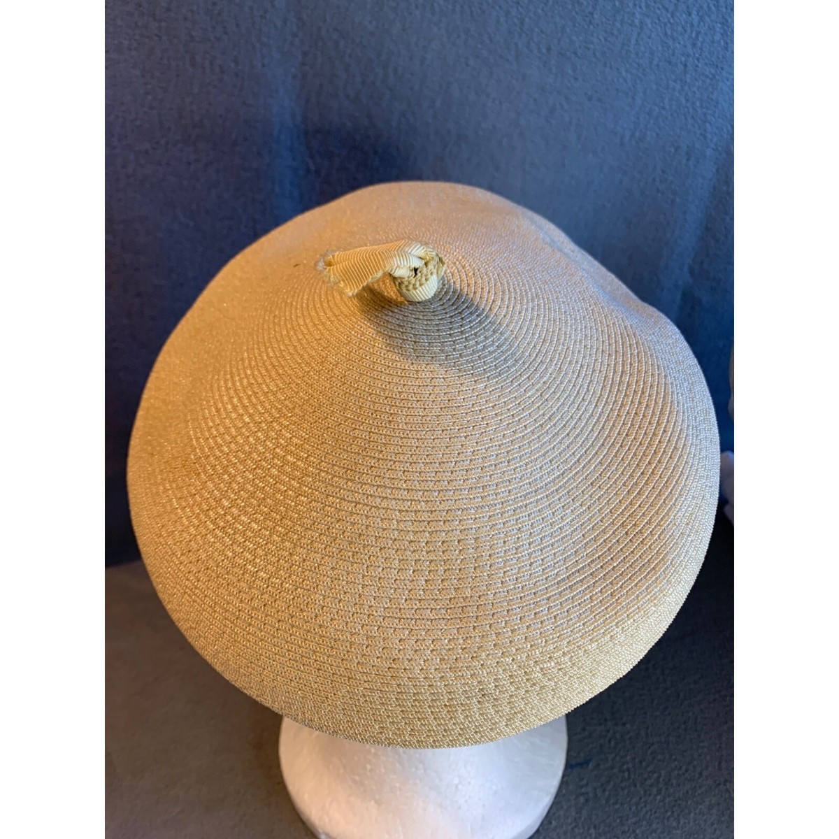 Clover Lane Ladies Beret Ivory Hat Sz 22 Vintage | eBay display picture 1