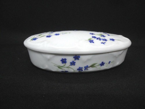 Vintage LIMOGES FRANCE WHITE OVAL TRINKET BOX 4”x 2 1/4" inch with Blue Flowers - Picture 5 of 6