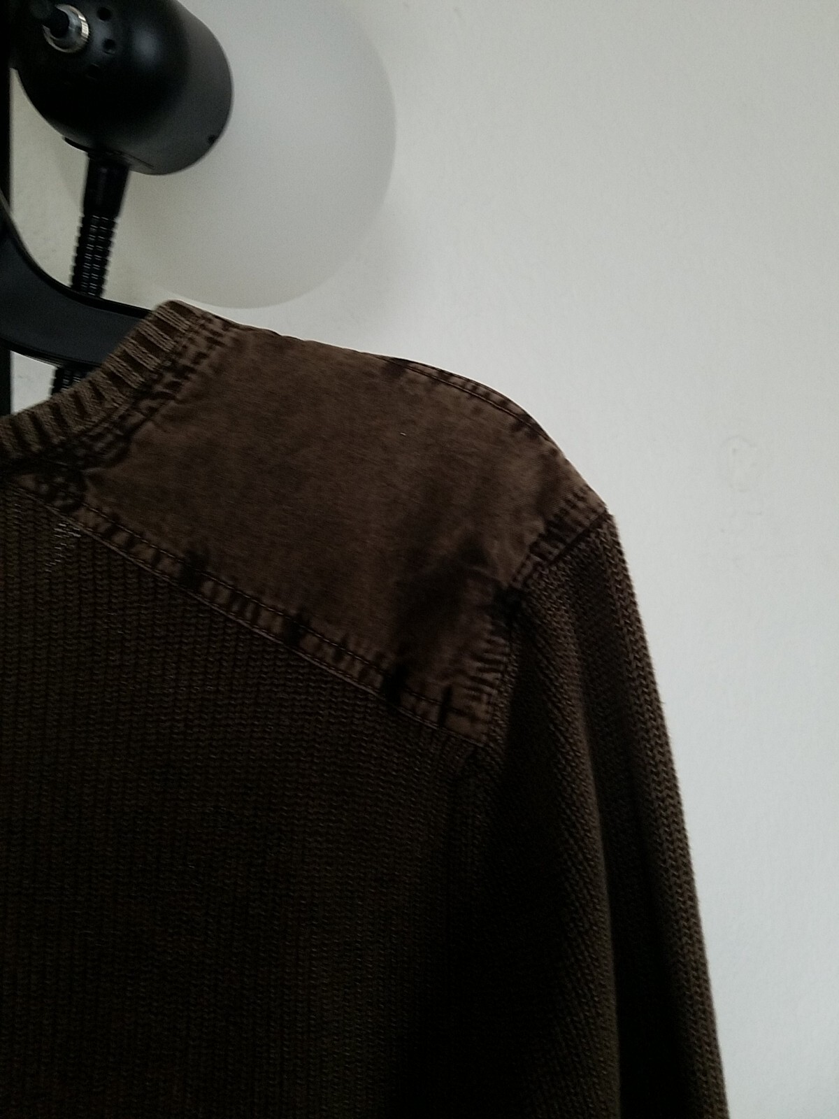 Picture 4 of 12