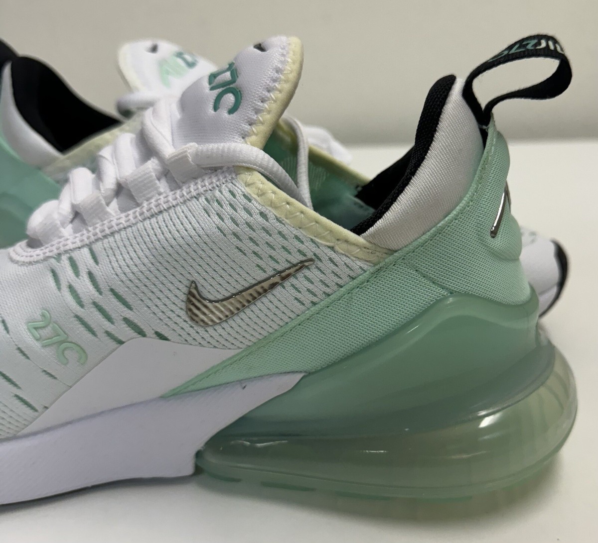 Nike Air Max 270 Women's Sz White Mint Aqua Teal Metallic