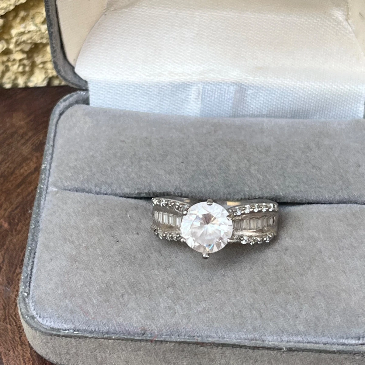 Seta Sterling Silver Cubic Zirconia Channel Band Ring 925 Size 6 1