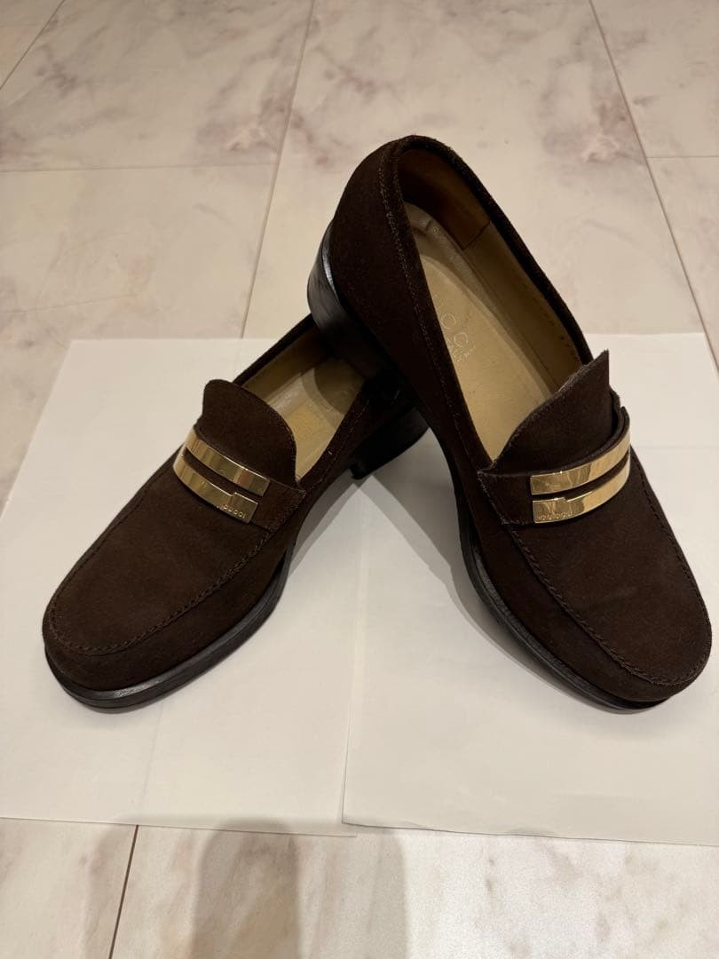 Rare GUCCI Women's Brown Suede Loafers G Logo Embellished Size 37.5 EU 4.5 US