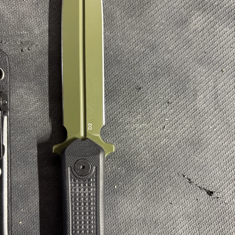 DISCONTINUED Skalleywag Tactical D2 Dagger Fixed Blade Knife With IWB sheath. - Image 2 of 4