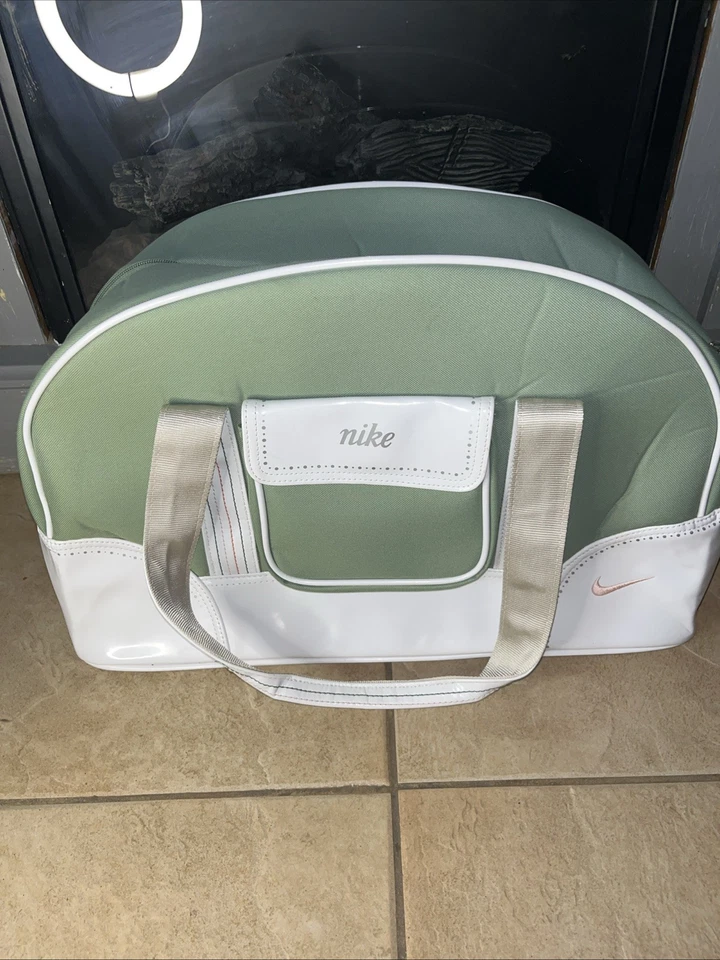 Nike Vintage 90s Womens Gym Bag Green And White One Size - Image 2 of 4