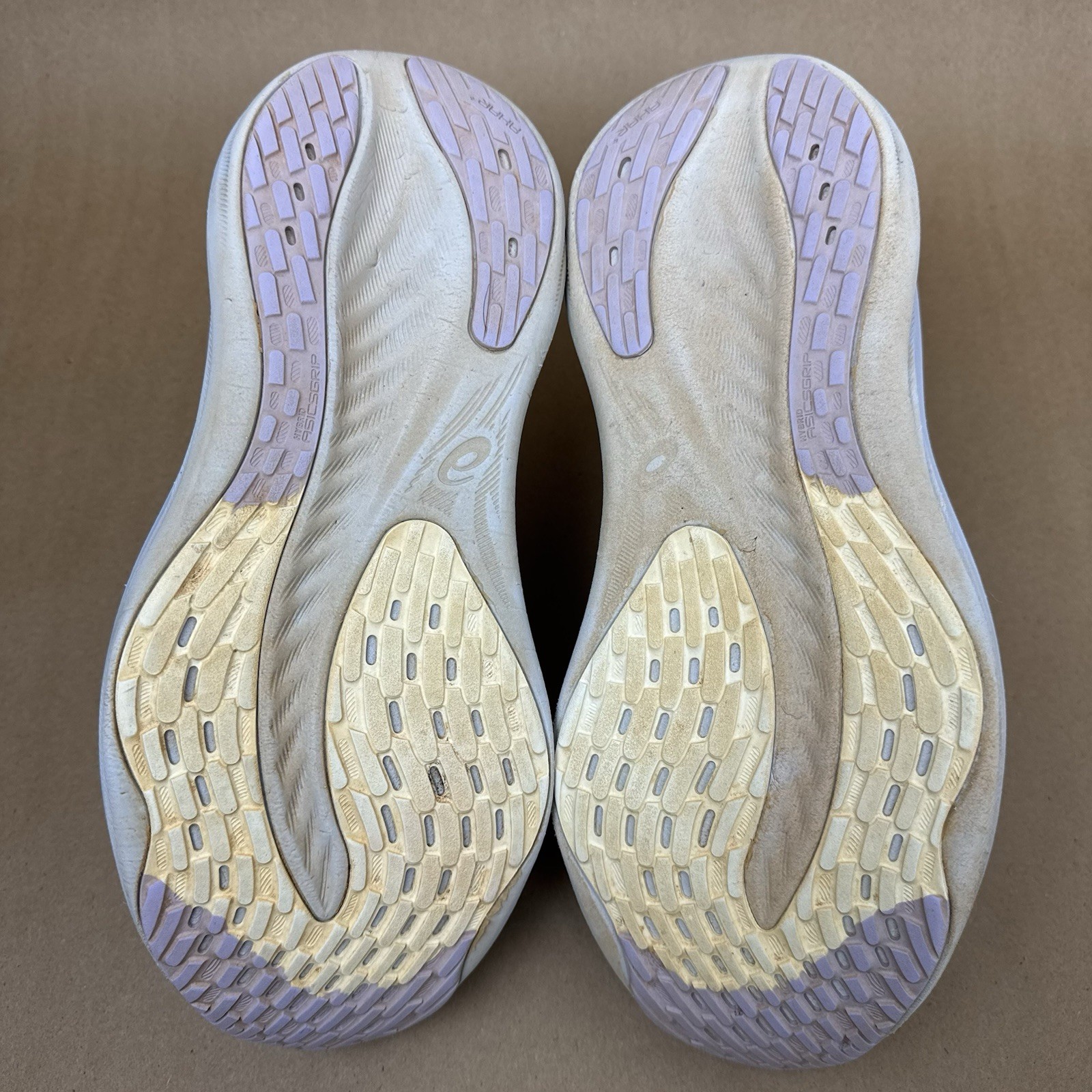 Asics Gel Nimbus 26 Womens Shoes Purple White Athletic Running Sneakers Size 9 thumbnail 19