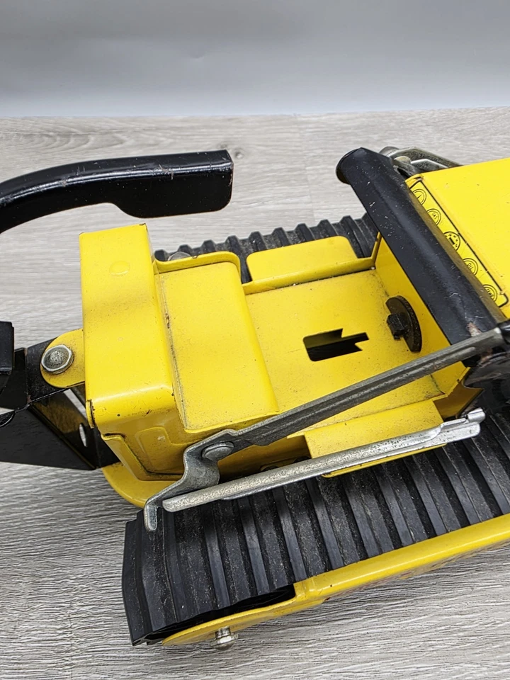 Vintage 1960s Tonka Trencher Backhoe Loader Pressed Steel  - Image 3 of 4