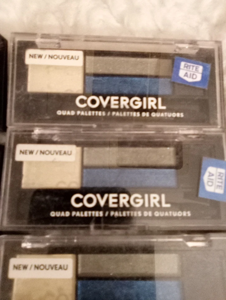 (10) CoverGirl Palettes #705,#715,#735, & #730 NEW - Image 3 of 4
