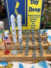 Lot of 20 Plus Astronaut NASA Space Men Toy Figures 2" Gray Plastic