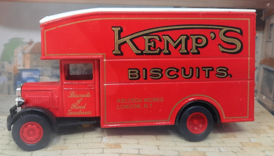 Matchbox Y31 Morris Courier Kemps red Issue 1 full line Models of Yesteryear MoY - Image 2 of 2