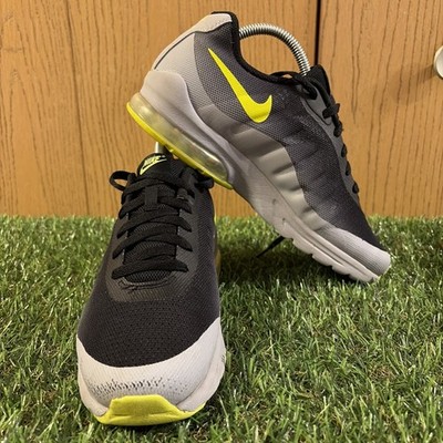 Nike Air Max Invigor Print Wolf Grey Mens Training Shoes