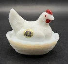 VTG Westmoreland Small Hen On Nest White Milk Glass Dish with Label Glows 3.5”