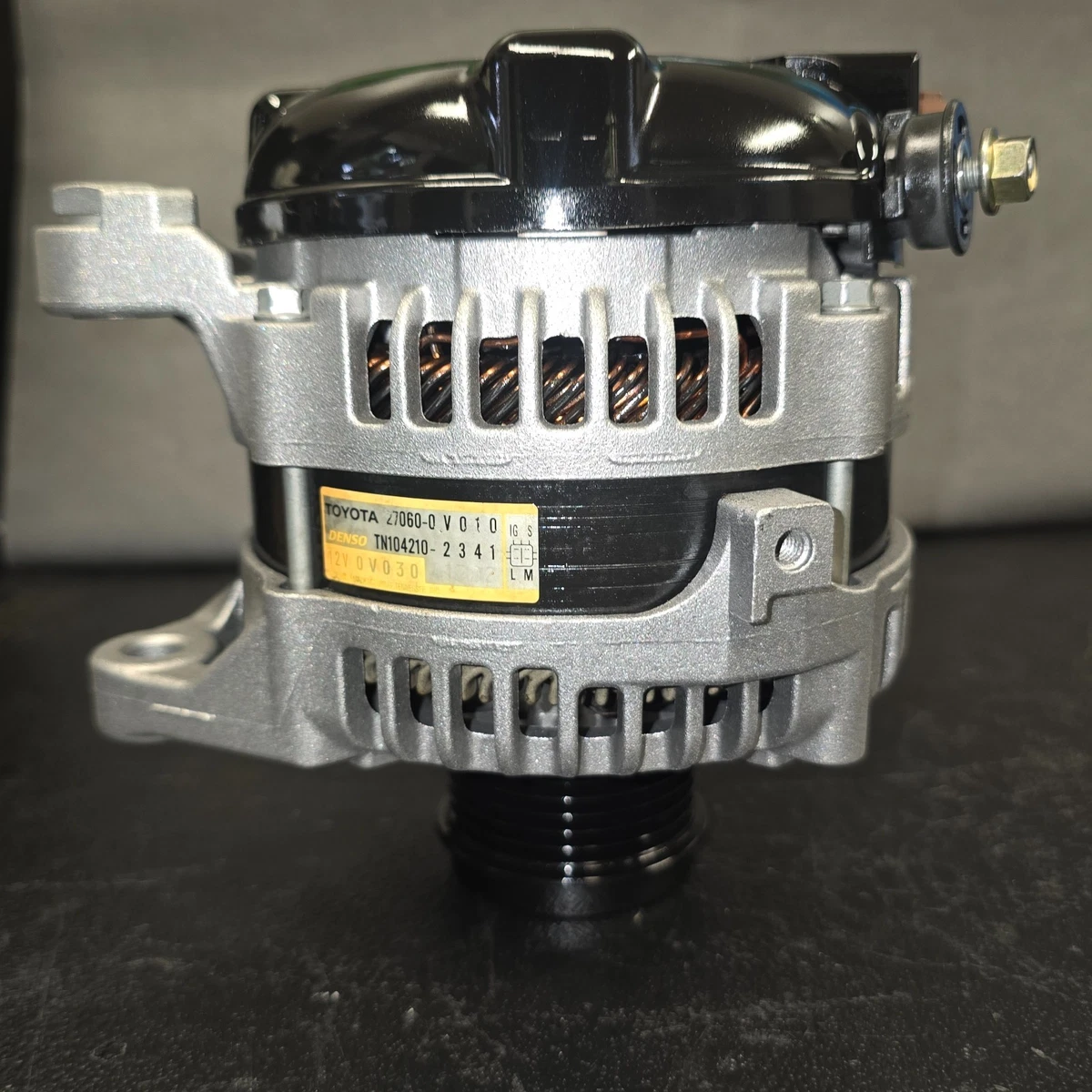 発電機オルタネーター RAV4 AVENSIS T22 2.0 1AZ-FE 2000-2706028110 