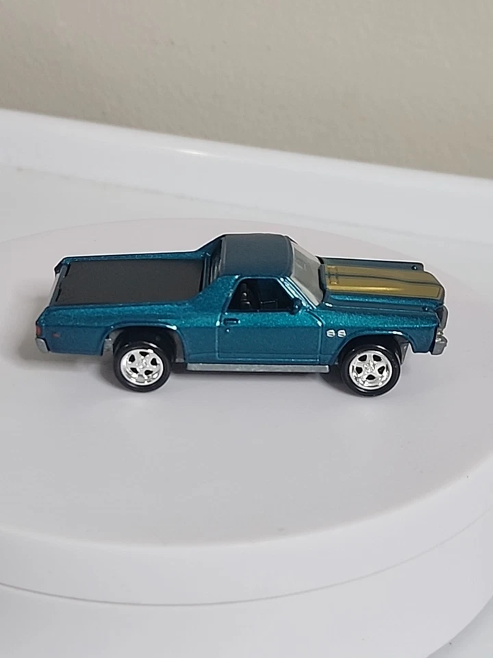 Johnny Lightning Speed Racers Edge Wheels 1971 El Camino Aqua loose  - Image 3 of 4