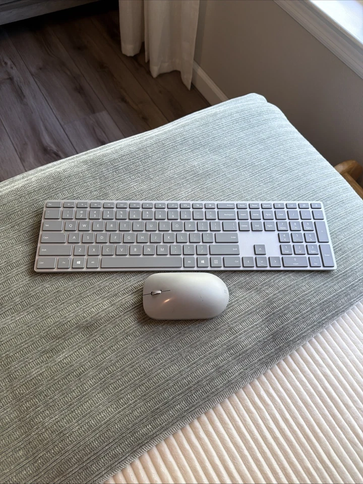 Microsoft Surface Bluetooth Keyboard And Mouse Microsoft Good - Image 2 of 4