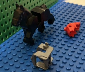 LEGO Black Horse Knight Castle Movable Legs Battle Helmet Armour with Saddle