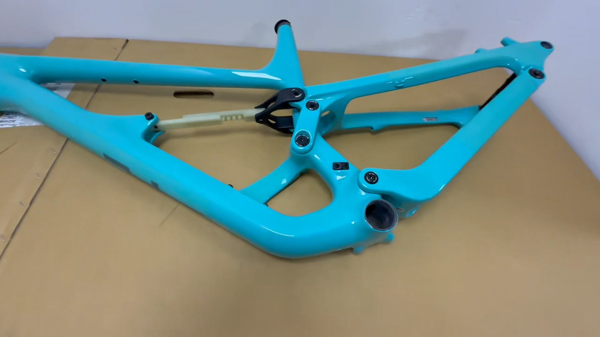 YT CAPRA MX CORE 4 CF FRAME - Enduro Carbon Frame XL-Black Magic
