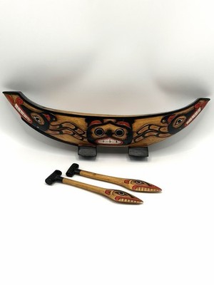 Classic Northwest Coast Design, Canoe With Paddles Ceremonial (Read)