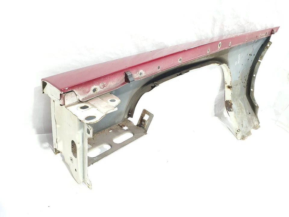 1990 1991 1992 Cadillac Brougham OEM Front Right Fender Burgundy - Imagem 4 de 4