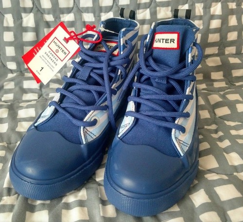 canvas rubber shoes