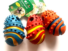 Vollgummi Hundeei Besch&auml;ftigungsspielzeug mit Lamellen innen 10,5 x 6,5cm B-Ware