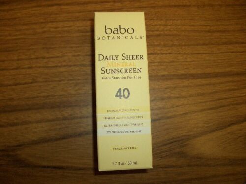 Babo Botanicals Daily Sheer Mineral Gesicht Sonnencreme LSF 40 ohne Duft 1,7 Unzen